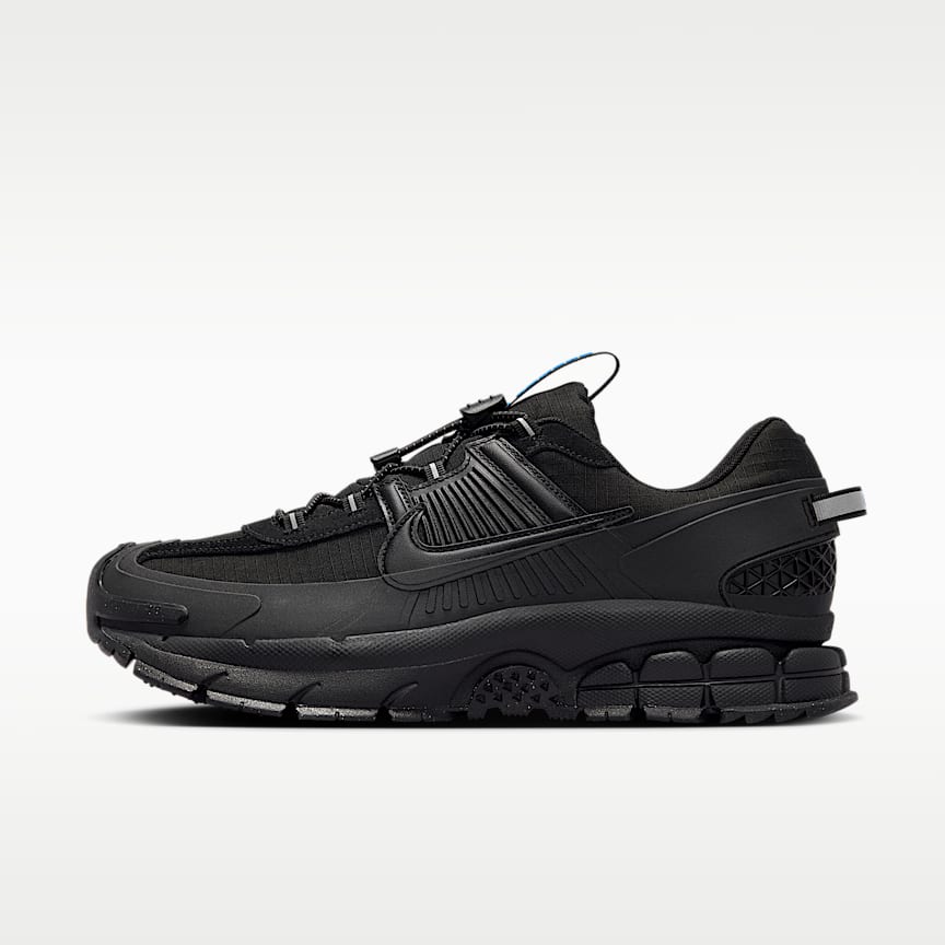 ナイキ 26 ボメロ プラス ランニング ウォーキング シューズ 靴 黒 NIKE公式】ナイキ ボメロ プラス メンズ ロード ランニングシューズ